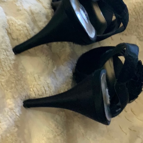 WHBM Shoes - Picture 4 of 6